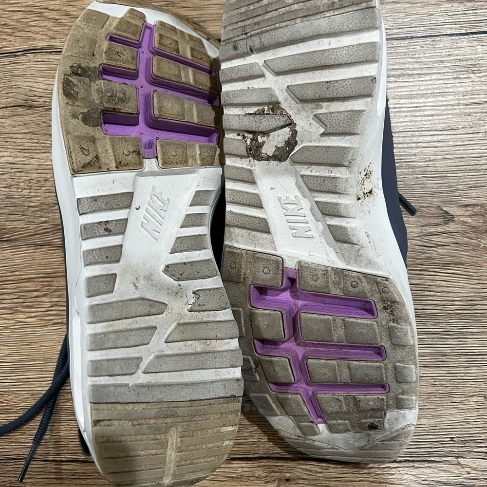Nike Women's Athletic Shoes - Black and Purple - Picture 4 of 6